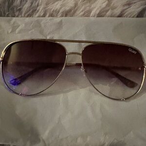 Quay Australia Gold Frame Aviator Sunglasses Brown Gradient Lenses High Key NWOT